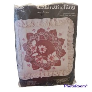 Charmin Chainstitching Kit Ann Benson Dogwood Flower Silk Screened Fabric NOS